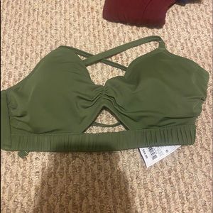 Women’s bathing suit top